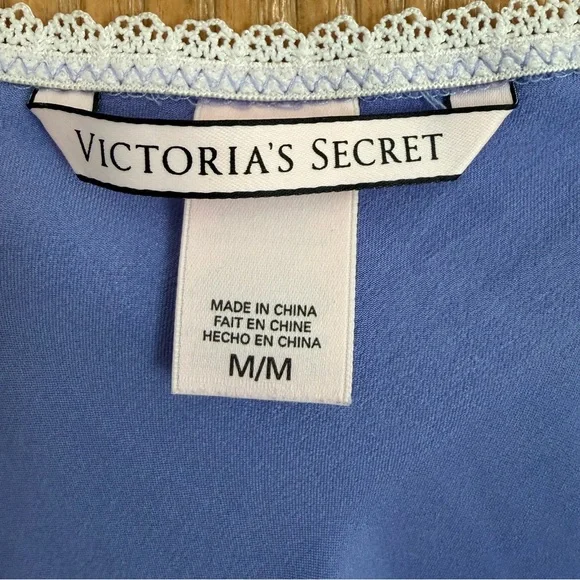VICTORIA’S SECRET Periwinkle Y2K Lace Trim Slip Babydoll Side Slit Nightgown M - Picture 7 of 11